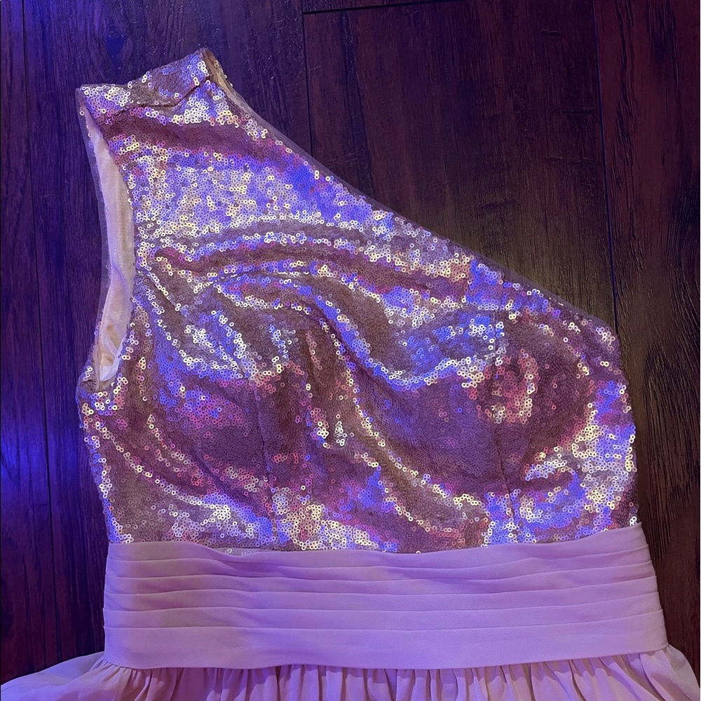 Formal Dress. Size M. Rose-gold. Sequin top with flowy bottom. JJ House.